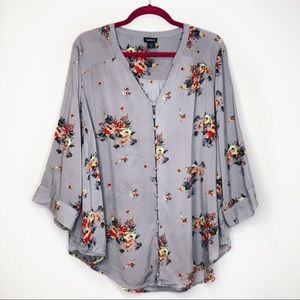 TORRID 2X Floral Callis Button Down Blouse Top 💐